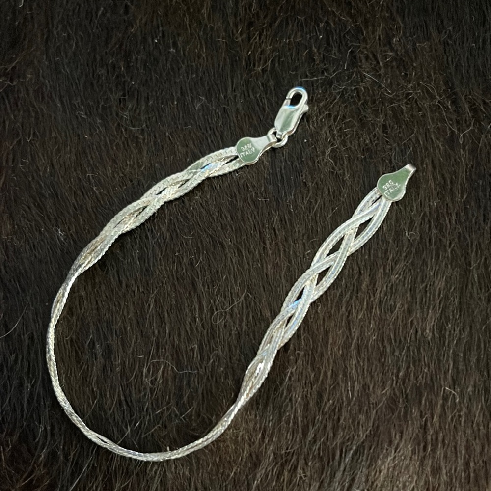 Beautiful silver bracelet stamped 925 Italy
